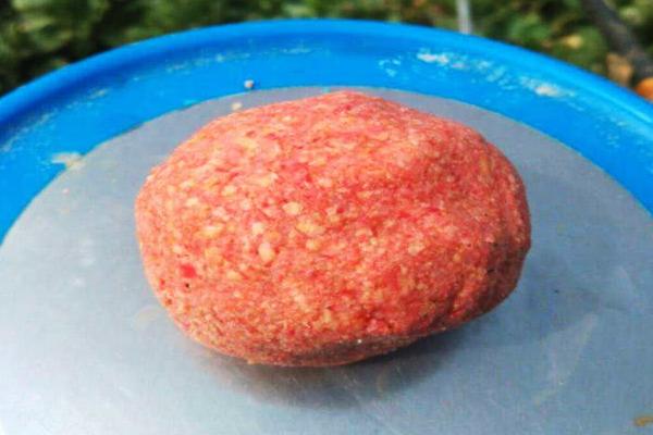 夏天钓黄尾鲴的技巧，典型漂相是浮漂先轻微上顶再下顿