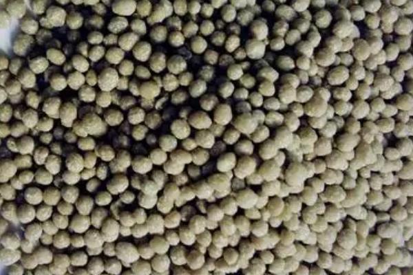 复合肥料与复混肥料的区别，复混肥料包含复合肥料