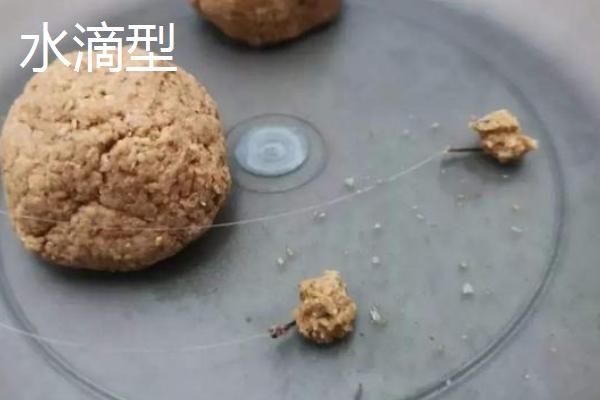 怎么开搓饵附钩性强，主要取决于饵料状态和上饵手法