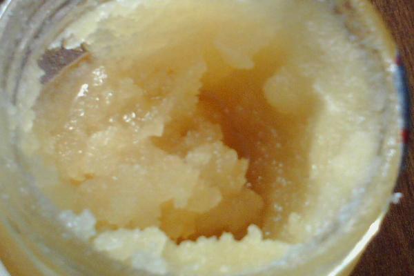 冬天蜂蜜不结晶是假货吗，结晶是蜂蜜固有的物理特性