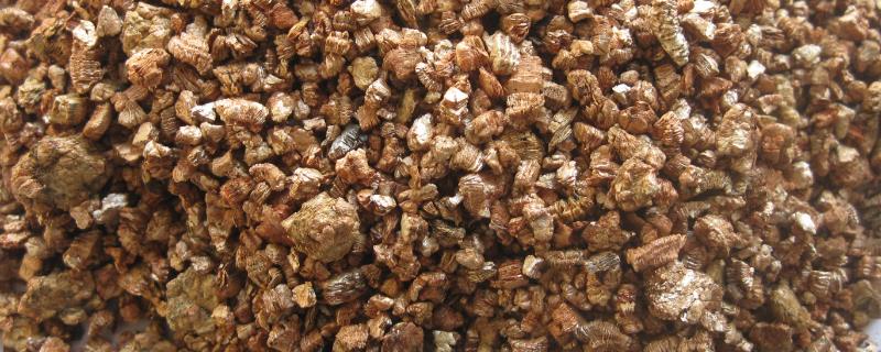 蛭石是什么，是一种非常轻的粘土矿物
