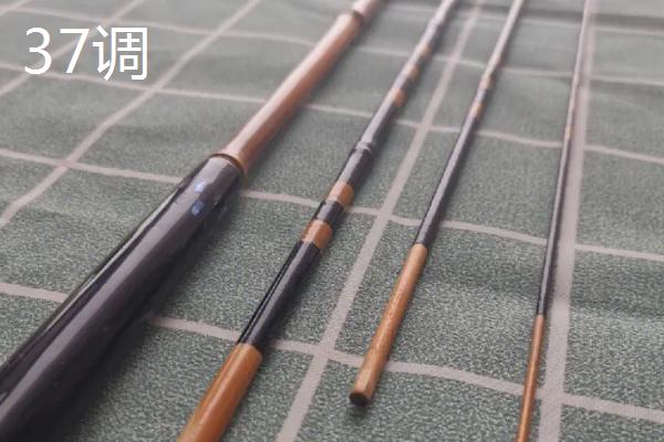 鱼竿37调与46调的区别，二者受力时的弯曲位置不同