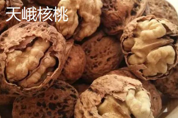 广西隆林各族自治县的特产，辣椒骨是隆林各族的传统食品
