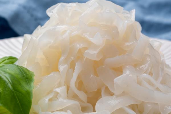 葫芦岛兴城的特产，有红崖子花生、烤明虾等