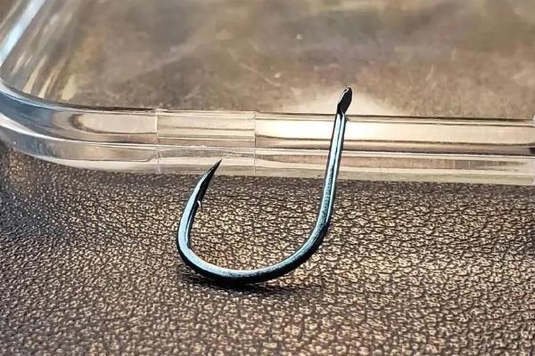 钓10斤左右的鲤鱼用几号大线，冬季时选择3号主线+2号子线