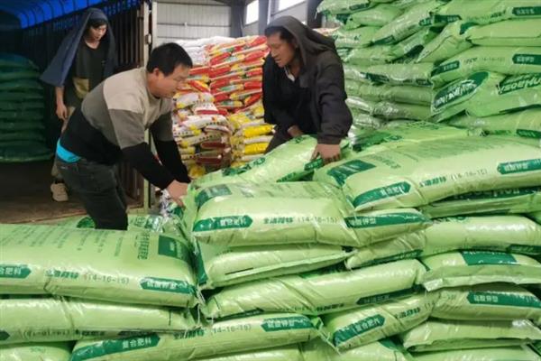 秋种购买化肥要注意什么，遵循四看、四不要的原则