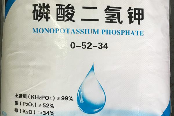 柑橘花期用什么肥料，使用磷钾复合肥料