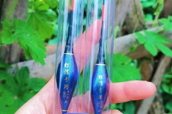 夜光漂电池能用多久，能发光十几个小时