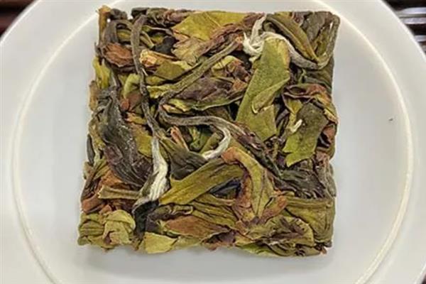 漳平水仙茶的特点是什么,会散发出水仙花香具有醇爽细润的滋味