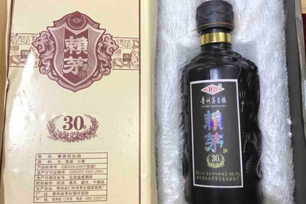 中国哪些酒最贵，赖茅酒曾拍出一千多万元的天价