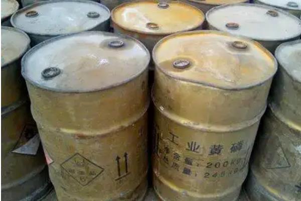黄磷有什么用途，主要用来制成热酸和磷酸盐