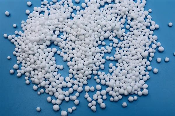 能不能用化肥养鱼，使用化肥可培养浮游生物