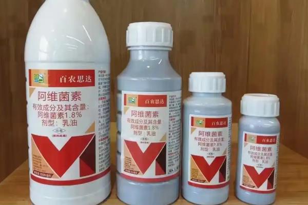 如何养殖蜀葵，春季对主干摘梢可促进分枝生长