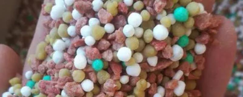 硫基复合肥与氯基复合肥的区别，成分、工艺、适用范围等方面均不同
