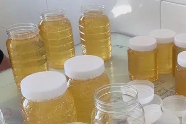 纯蜂蜜的保质期是多久，实际上没有固定的保质期