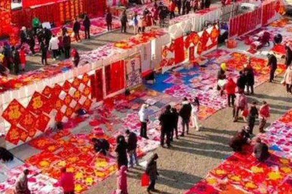 农村人喜欢赶大集的原因，集市上的东西价格便宜