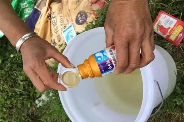 农药稀释换算方法介绍，百分比浓度指100份药肥液或药肥粉中含药、肥的份数