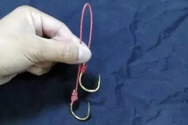 绑鱼钩又快又结实的方法，按以下三个步骤进行