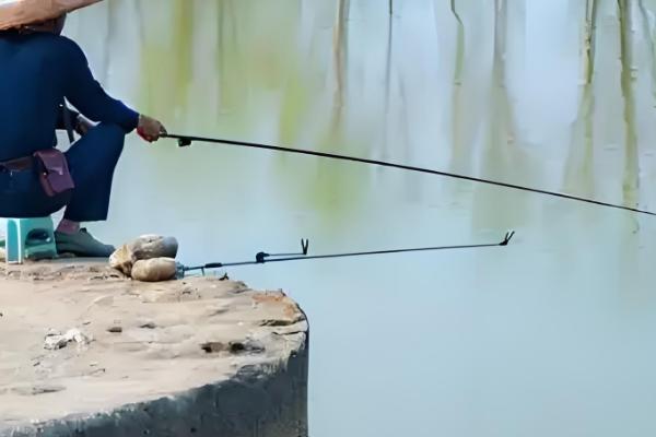 朝天钩简介，适合用传统钓法钓鲫鱼、鲤鱼等