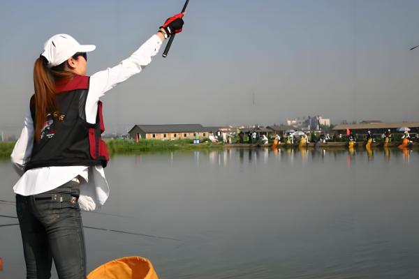 朝天钩简介，适合用传统钓法钓鲫鱼、鲤鱼等