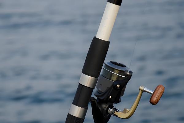 中国矶钓竿推荐，推荐光威大矶、波浪二代等