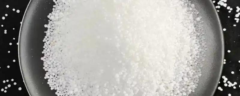 购买尿素要注意什么，认真检验产品的合格证和包装标识