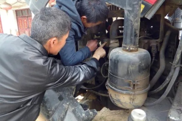有损农机使用寿命的不良习惯，主要有以下5个方面