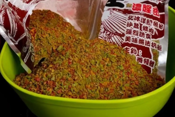 阴天能不能钓鱼，阴天钓鱼要使用雾化饵料