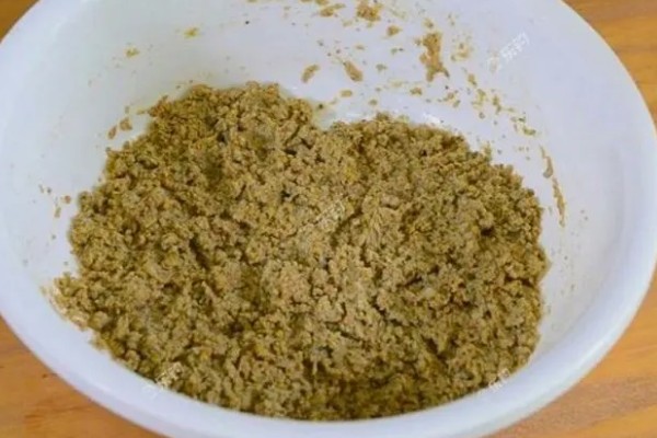 初冬钓鱼用什么饵料，推荐香腥、浓腥味等饵料