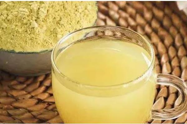 松花粉的吃法，一般是空腹服用