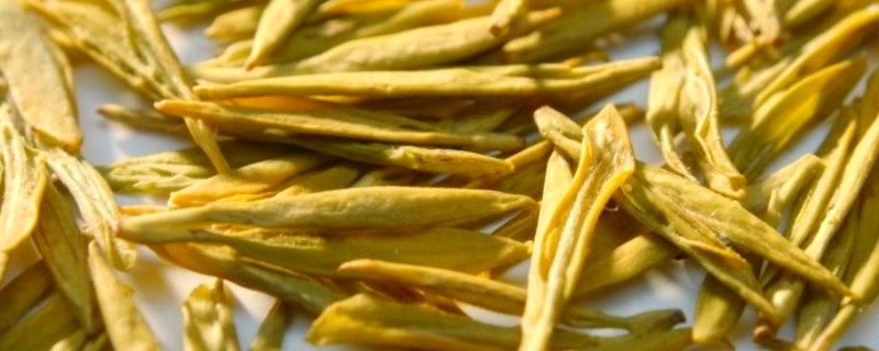 黄茶的代表性品种，有君山银针、海马宫茶等