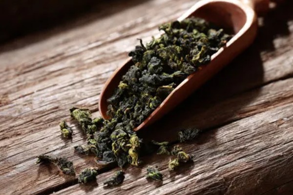 乌龙茶的品种，铁观音、大红袍、铁罗汉都属于乌龙茶