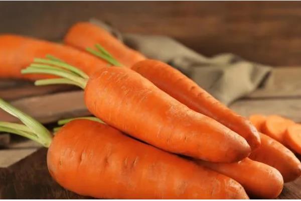 挑选萝卜的方法，大小适中的萝卜值得选择