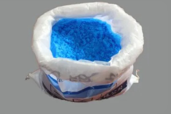 使用硫酸铜要注意什么，和硫酸亚铁混用可发挥最大作用