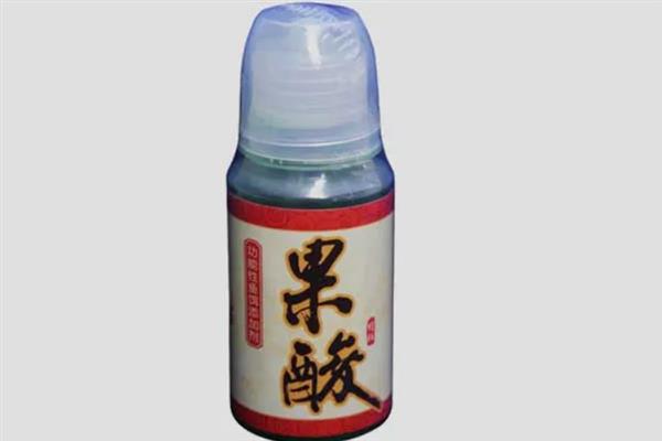 饵料搭配的原则，春腥、夏淡、秋香、冬浓