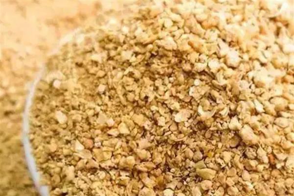 豆粕的存放方法，放在冰库中可抑制细菌滋生