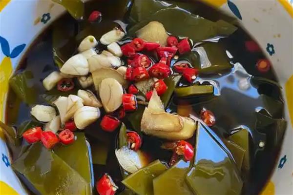 醋泡海带一般用哪种,选择熟海带口感会更好