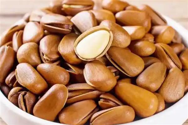 哪种坚果受欢迎，推荐榛子、松子等