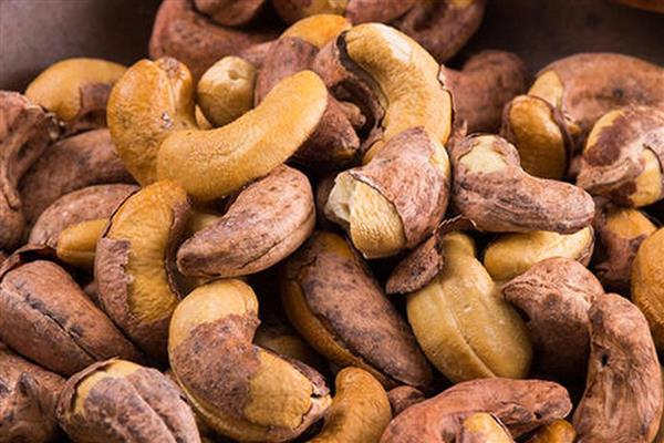 哪种坚果受欢迎，推荐榛子、松子等