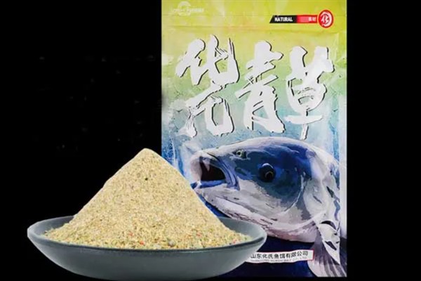 钓青鱼饵料如何选用，可选用自然饵或商品饵