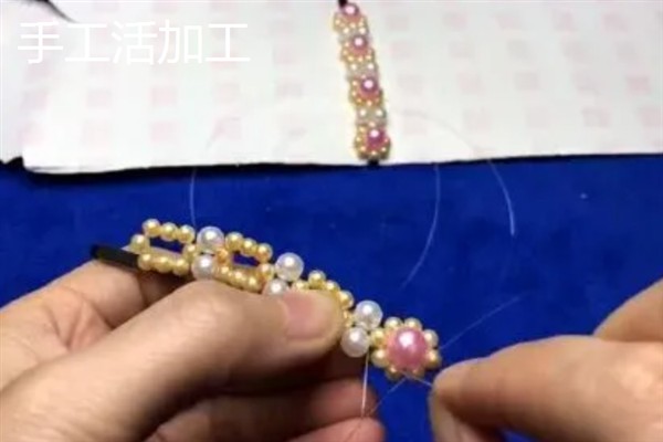 农村养殖什么东西可以致富，黑羽乌鸡、毛驴等动物值得考虑