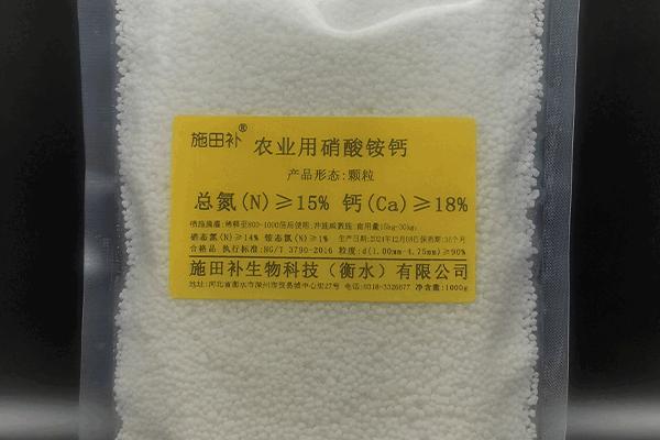 氮肥是不是尿素肥，氮肥包含尿素但不仅指尿素