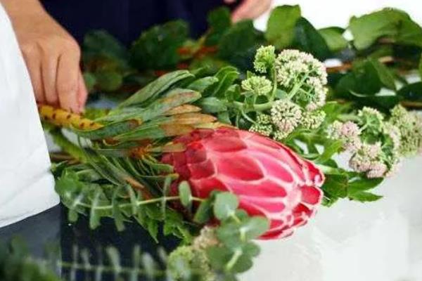 醒花能使用自来水吗，醒花可以使用自来水