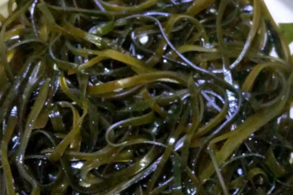 海带怎样去盐，常用的方法就是用水泡