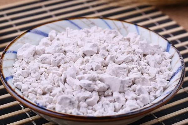 芭蕉芋有什么用途，可以制淀粉、酿酒等