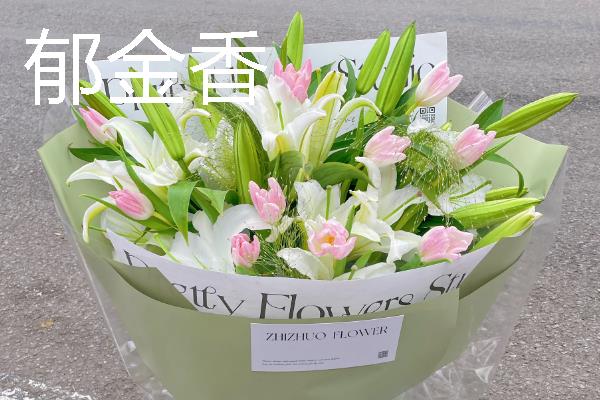 第一次见对象选择送什么花，可选择玫瑰花、马蹄莲等