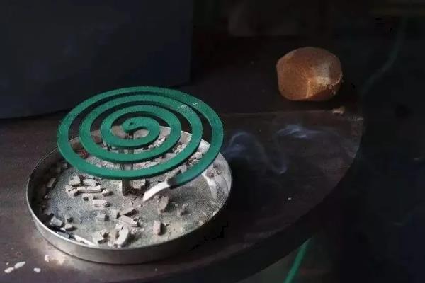 涨水蛾的防治方式，一定要保持室内的干燥