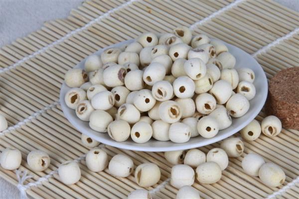 有名的莲子产地有哪些，福建、湖北、山东等省份产出的莲子品质较好