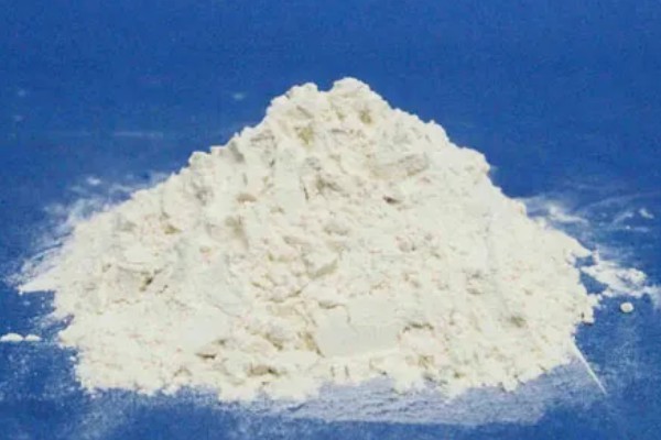 钙肥料的种类，常见的有生石灰、熟石灰等