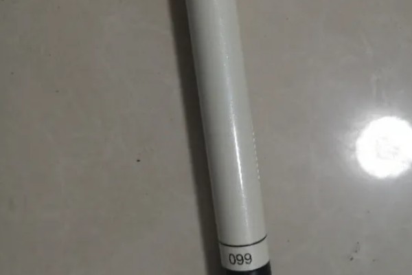 轻鸿鲤的简介,是一款碳素鲤鱼竿